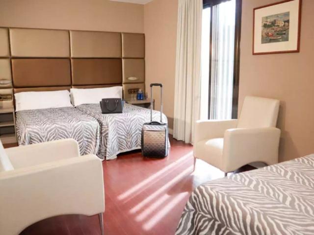 Hotel de lujo de 1 m2 en venta Valencia, España