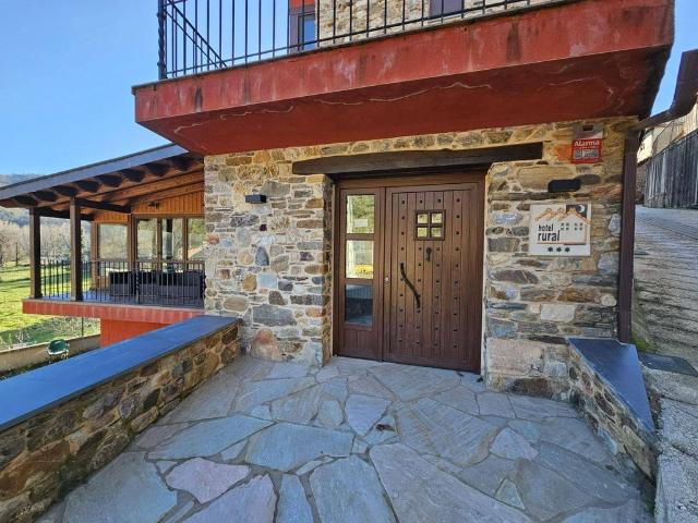 Hotel de lujo de 589 m2 en venta Sobrado, España