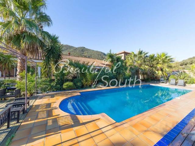 Hôtel de luxe de 17 pièces en vente Sorède, Occitanie