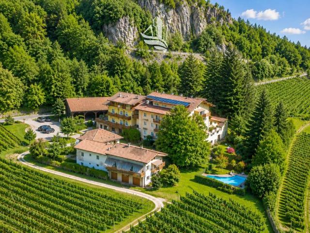 Hotel di lusso di 6932 mq in vendita Bolzano, Trentino Alto Adige