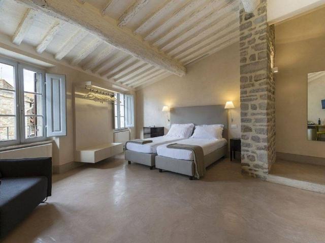 Hotel di prestigio di 300 mq Via di Civitella in Val di Chiana, Civitella in Val di Chiana, Arezzo, Toscana
