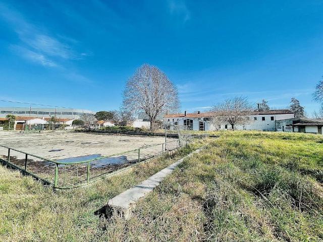 Hotel en venta en Tordera, de 2.235 m² por 750.000