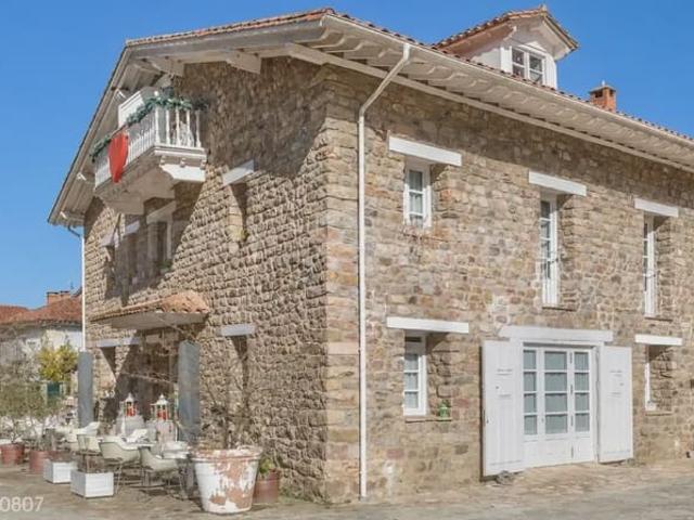 Hotel en venta en Cabuérniga, Cantabria