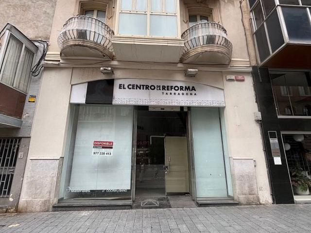 Hotel en venta en calle De Cristòfor Colom, Tarragona, de 637 m² por 750.000 €