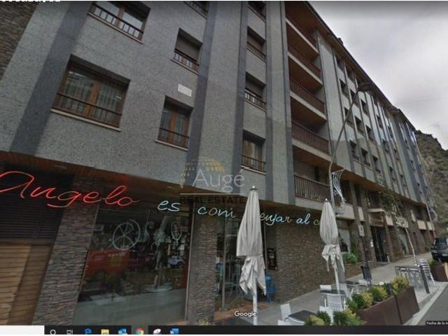 Hotel en venta en el centro de la población de St. Julià