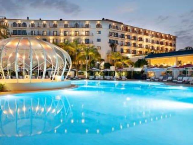Hotel en venta en Marbella, Málaga Costa del Sol