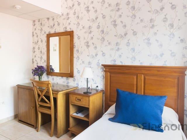 Hotel en venta en Puerto de la Torre, Málaga Costa del Sol