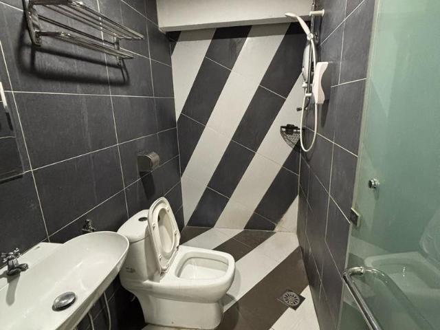 Hotel hot ballon master room at taman intan, klangmove in immediately