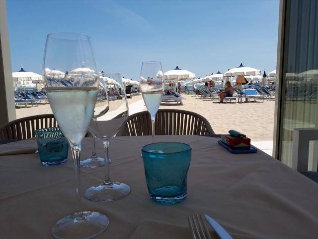 Hotel in vendita a Cervia