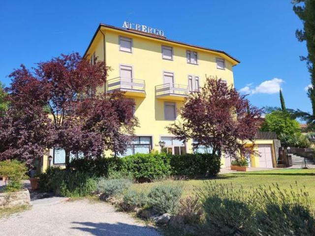 Hotel in vendita a Attigliano