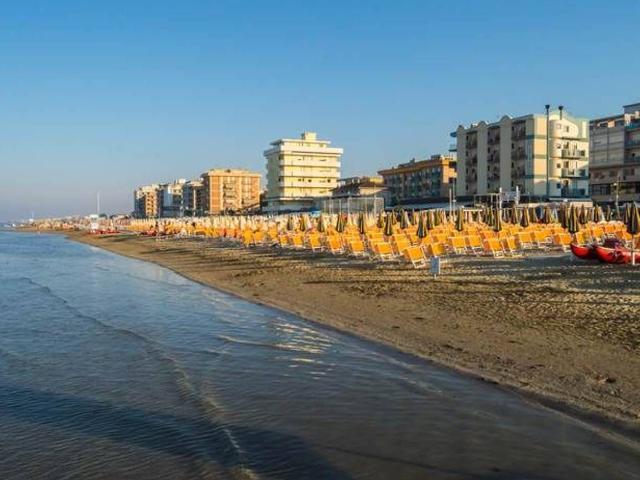 Hotel in vendita a Bellaria Igea Marina