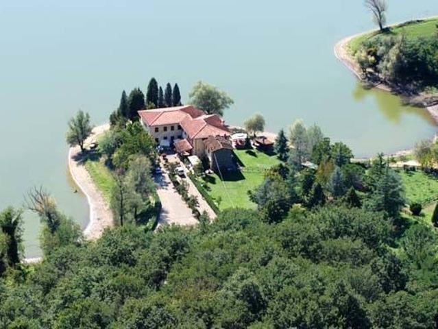 Hotel in vendita a Figline e Incisa Valdarno
