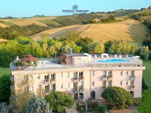 Hotel in vendita a Salsomaggiore Terme