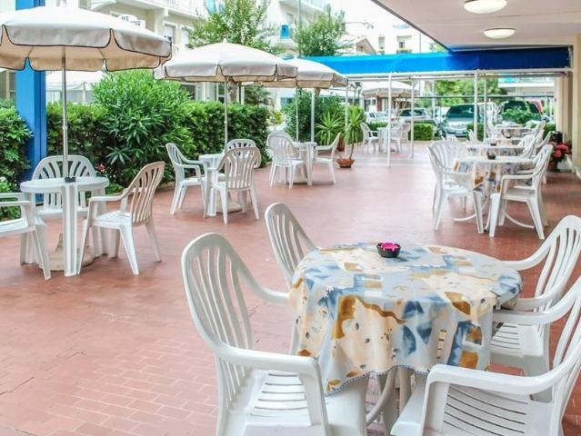 Hotel in vendita a Riccione