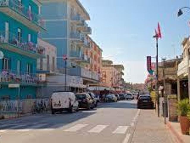 Hotel in vendita a Rimini