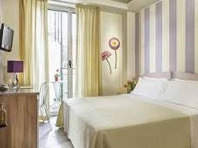 Hotel in vendita a Rimini