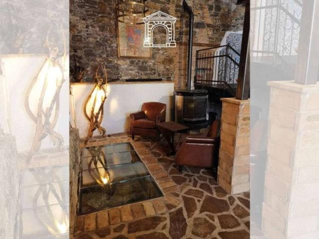 Hotel in vendita a Trieste