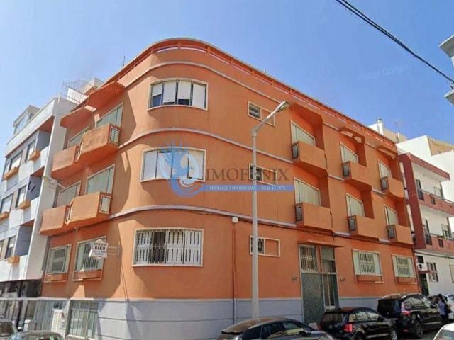 Hotel no Centro de Faro para venda – 30 Suítes, Faro, Faro