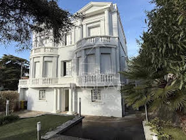 Hôtel Particulier