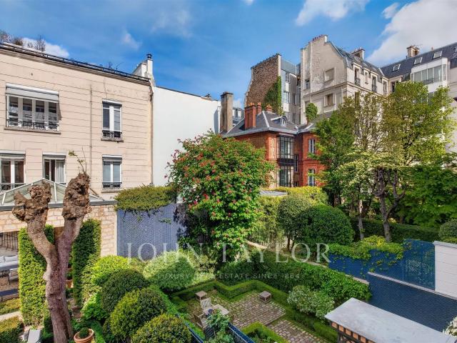 Hôtel particulier au coeur de la Muette 336m² Paris 16ème
