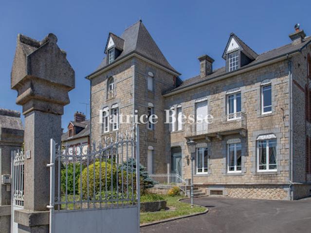 Hôtel particulier avec jardin