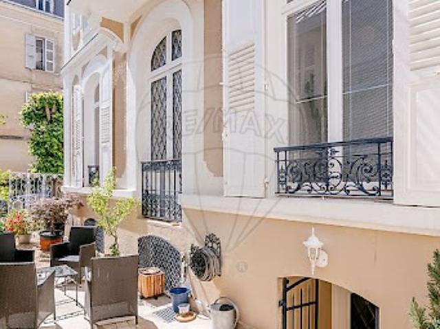 Hôtel particulier avec jardin