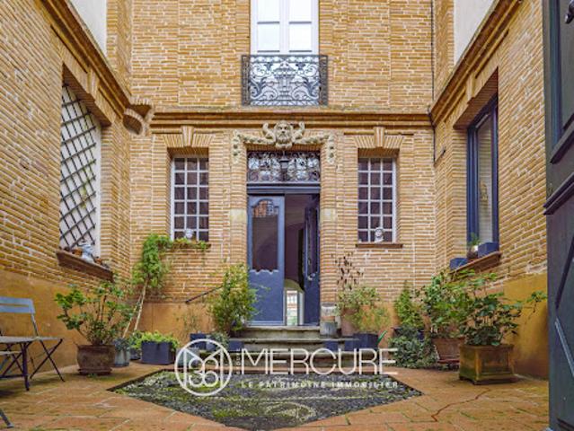Hôtel particulier avec jardin