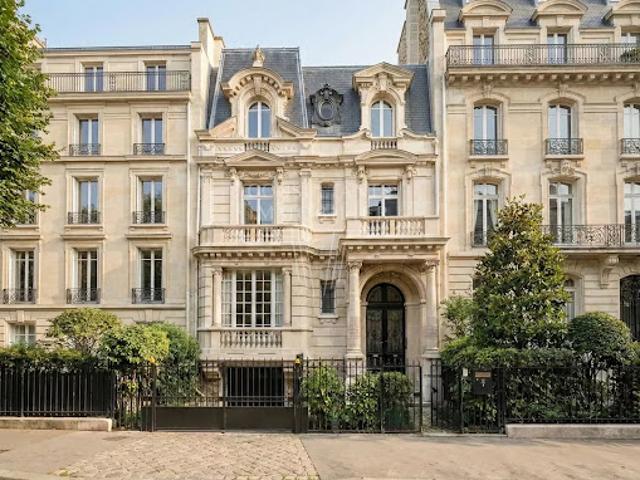 Hôtel particulier avec jardin