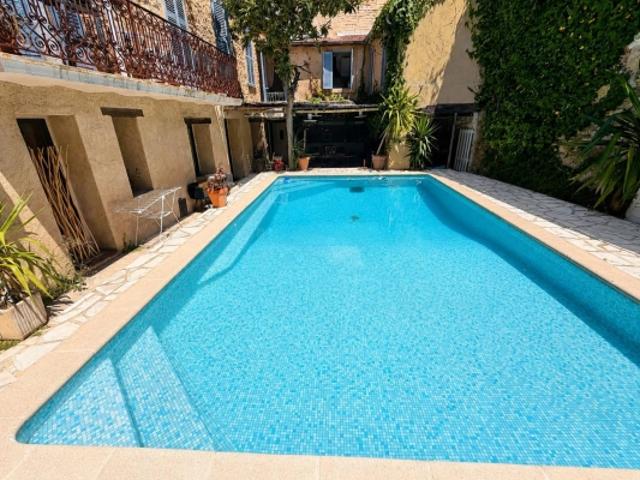 Hôtel Particulier avec Piscine au cœur de Cannes