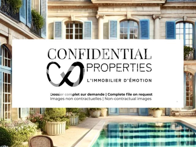 Maison bourgeoise d'exception, plage et port à pied 83110 SANARY SUR MER
