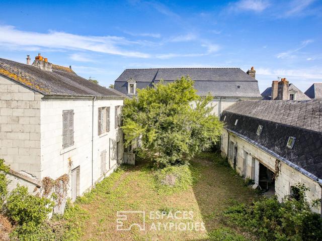 Hôtel particulier du XVIIIe siècle à fort potentiel 440m² Beaufort en Anjou