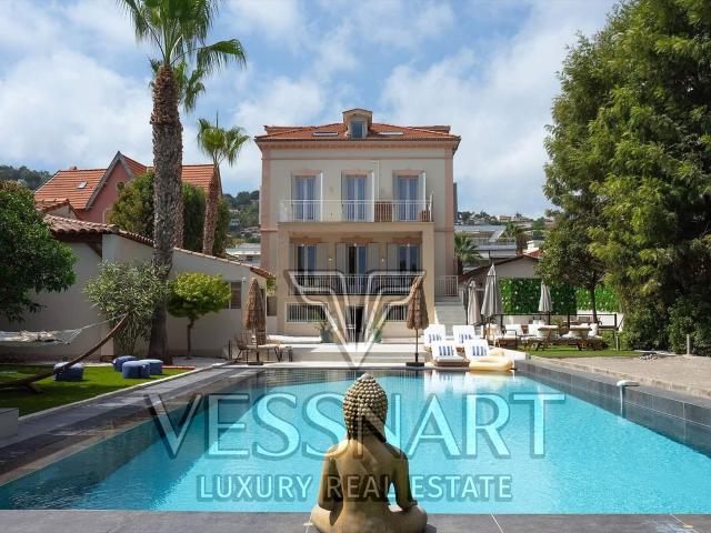 Hôtel particulier en centre ville et l'art de vivre en extér. 249m² Vallauris