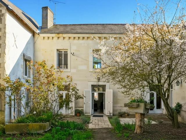Hôtel Particulier Historique XVIIe siècle du à Loudun 278m² Loudun
