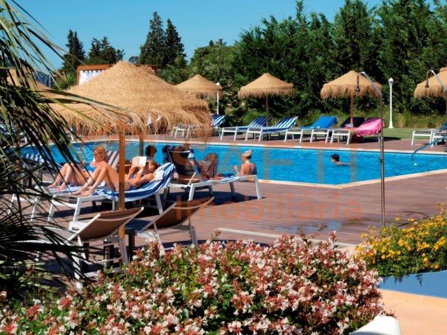 Hotel Resort Familiar Em Lagos 3000m² Luz