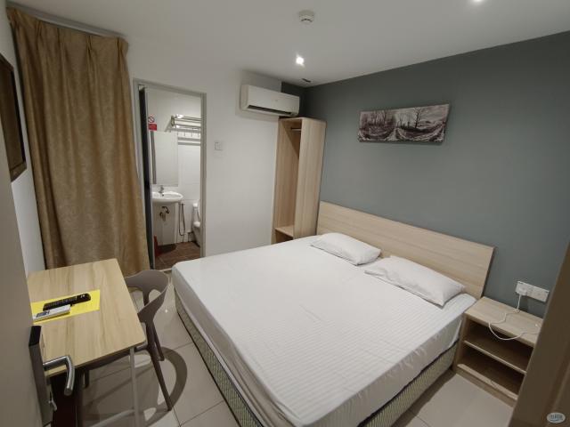 Hotel Room with private bathroom for rent at PJ SS22, 1min walk to Atria Mall, 5min 10min to Uptown Damansara, SS2, Ke