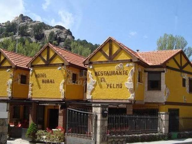 Hotel Rural El Yelmo