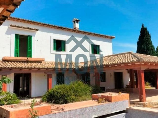 Hotel rural en suelo urbanizable 4725m² Vilamarxant
