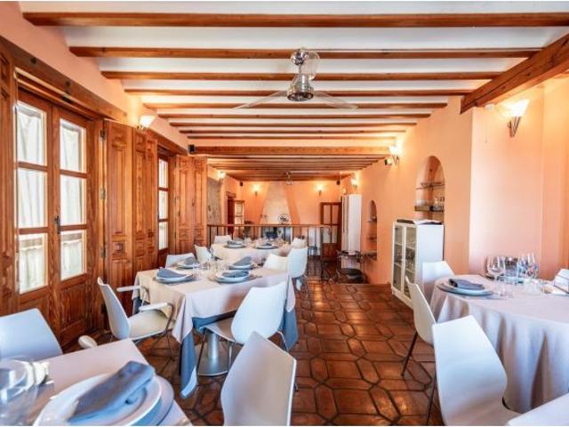 HOTEL RURAL POSADA EN PALACETE DEL SIGLO XVIII CON RESTAURANTE Exclusiva oportunidad de inversión e