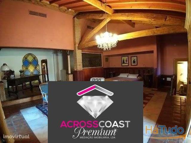 Hotel Solar do século XVIII com 3200m2 AC lote 3,8Ha em Tomar possiveis 44 camas | 26064057721