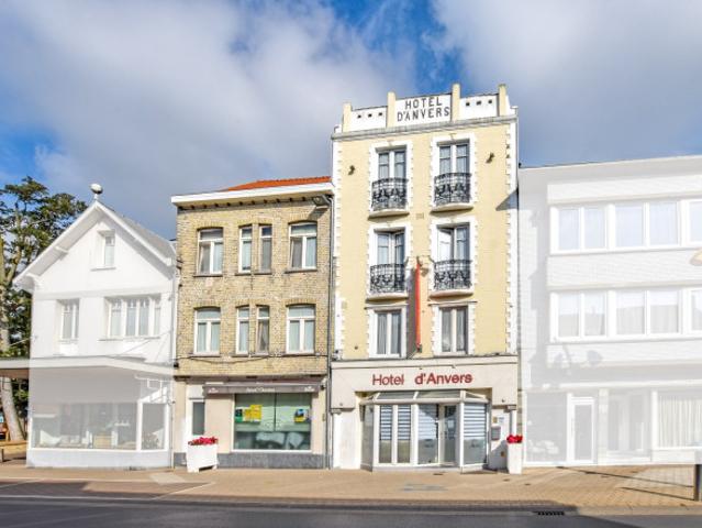Hotel/Restaurant D'Anvers op toplocatie in De Panne