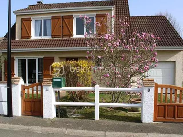 Houdan 78550 Achat / Vente maison 5 pièces t5 piscine cave