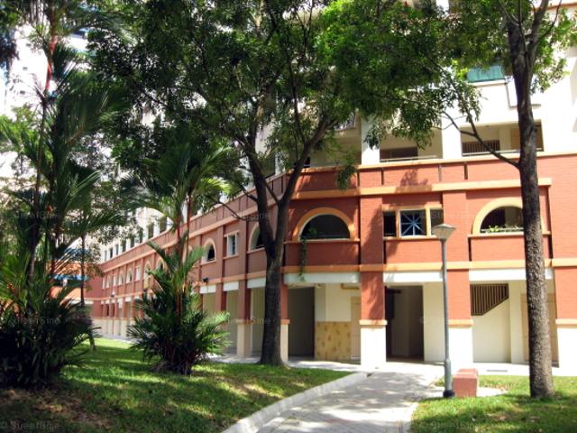 Hougang Avenue 4 Hougang, HDB 3 Rooms
