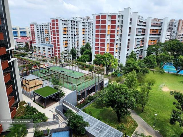 Hougang Avenue 1 D19, Condominium