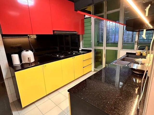 Hougang Dewcourt Hougang, HDB 4 Rooms