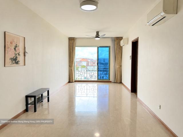 Hougang Green D19, Apartment