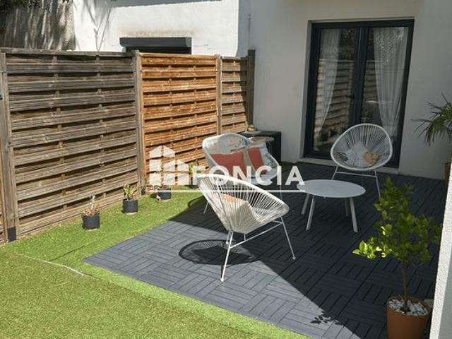 Houilles 15 minutes gare et tram T2 2 pièces Parfait état terrasse 40m²
