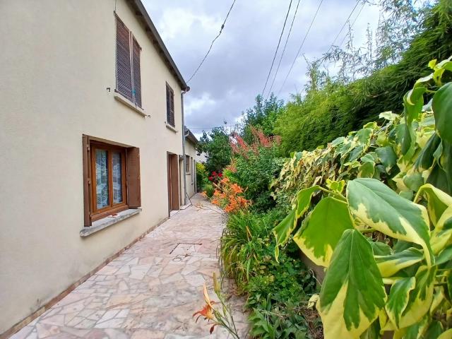 HOUILLES LES PIERRATS 10'RER EXCLUSIVITE
