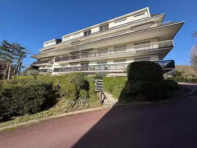 Houlgate 14510 Achat / Vente appartement 1 pièce t1 au dernier étage terrasse