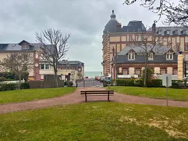 Houlgate 14510 Achat / Vente maison 8 pièces t8 terrasse cave