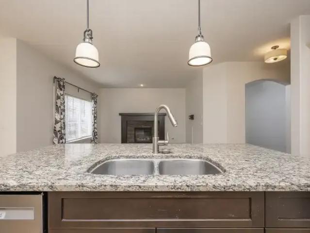 House 4 Bedroom For Rent Calgary AB 4000 ES104972437
